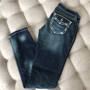 Women’s buckle day trip jeans